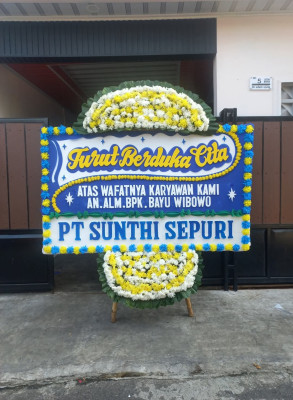 Papan Bunga Duka di Tugu Selatan