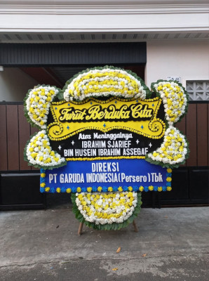 Papan Bunga Duka di Tugu Selatan